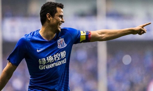 特谢拉要想真正成为申花核心，还需要向莫雷诺学习，值得期待