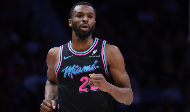 美记：热火对维金斯要价至少一首轮 邓利维谈判心态与JB交易相似